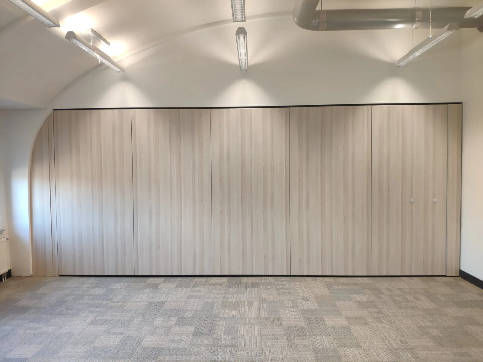 Geluiddichte mobiele paneelwand bij Pento in Hengelo